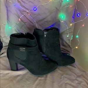 Ankle boots - size 6 - runs small -